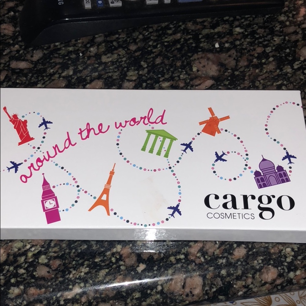Brand new cargo around the world palette